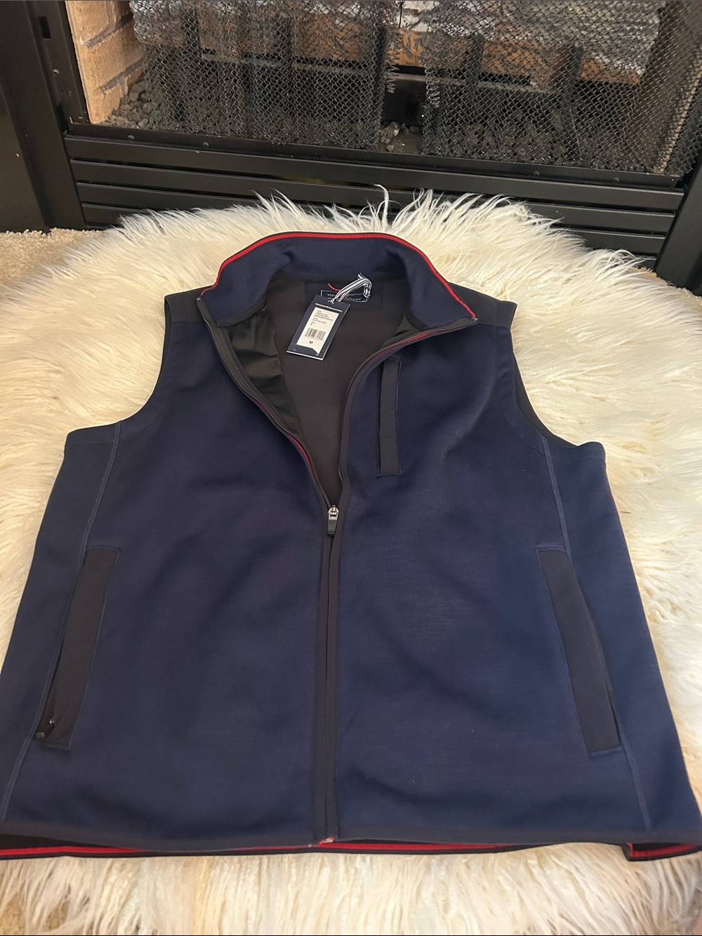 Vineyard Vines Men’s Vest size M